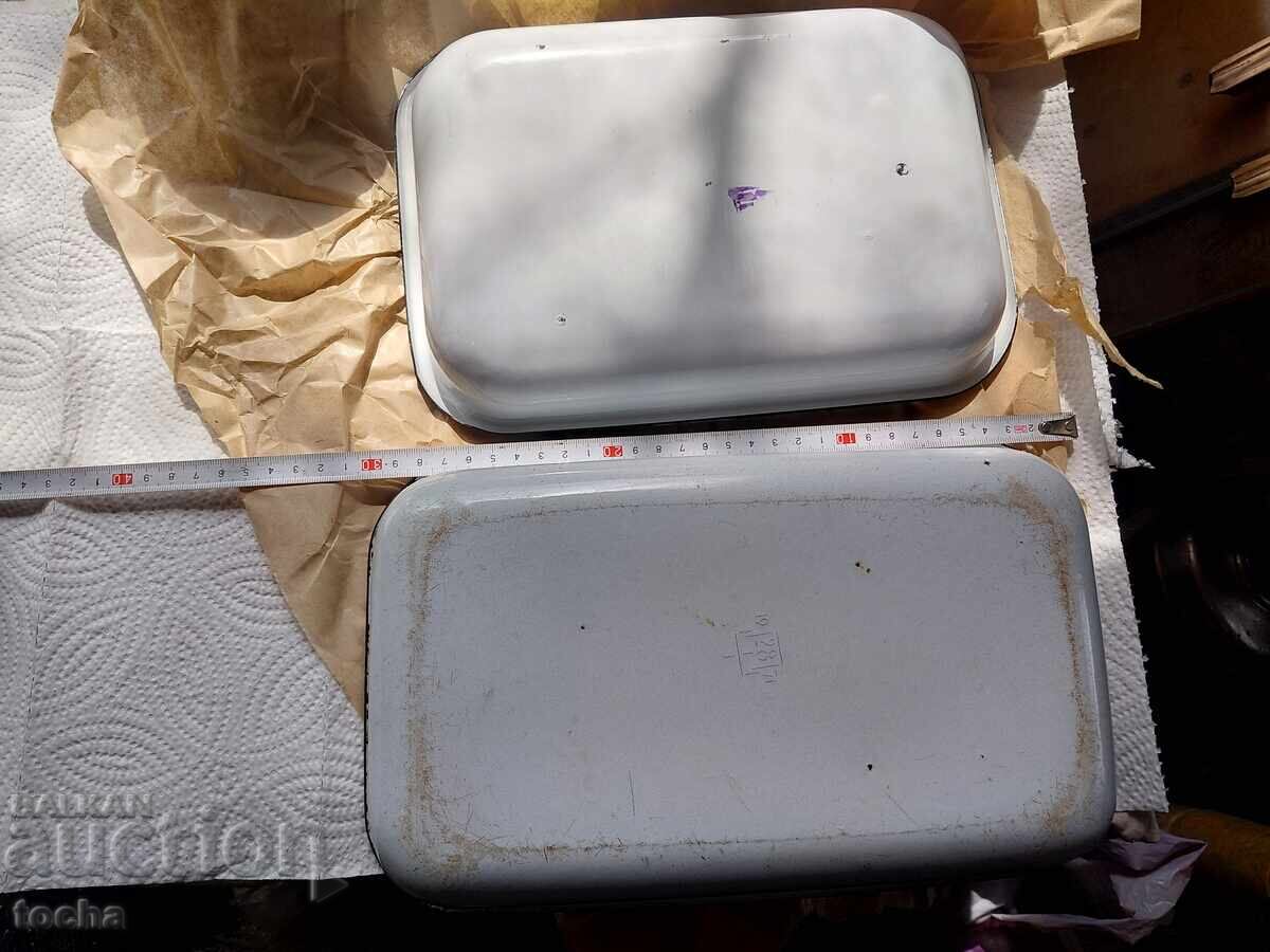 Enamel cookware from the socialist era, lot one with price € 0.15 | 0.29 BGN