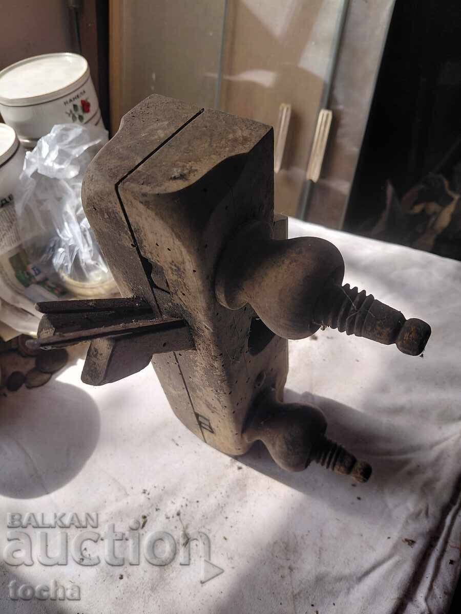 Delivery of old woodworking tools, two