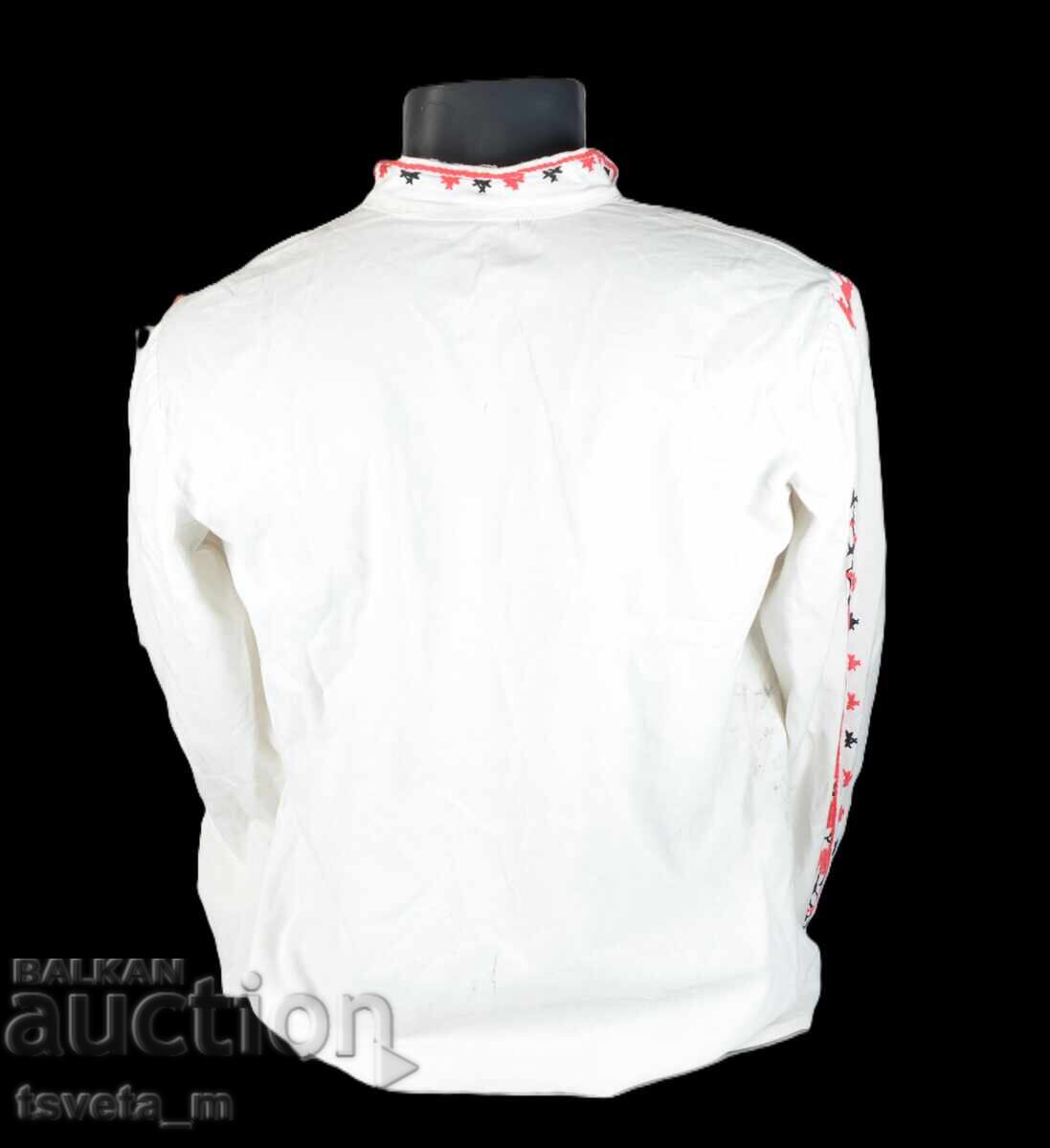 Livrarea Cămașă bărbătească / pentru adolescenți cu broderie tradițională