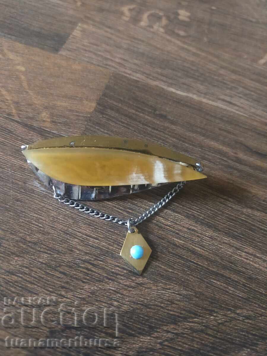 broşă