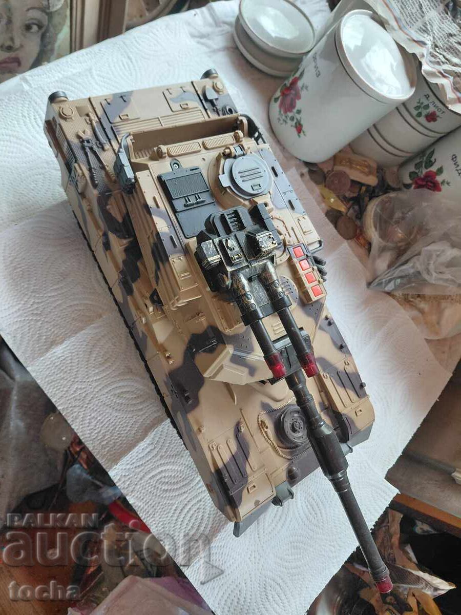 παλιό παιχνίδι τανκ