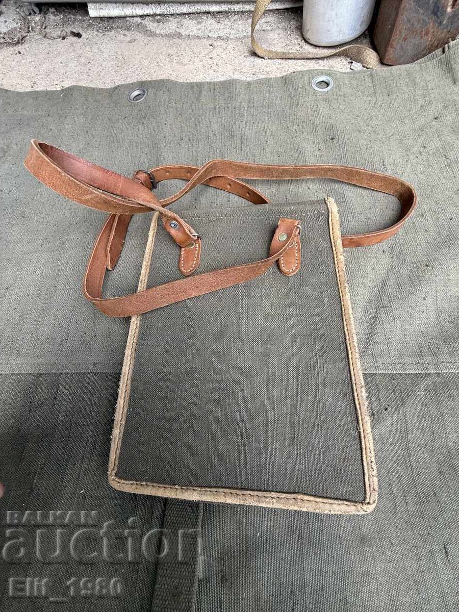 Licitație Geantă tip comandant