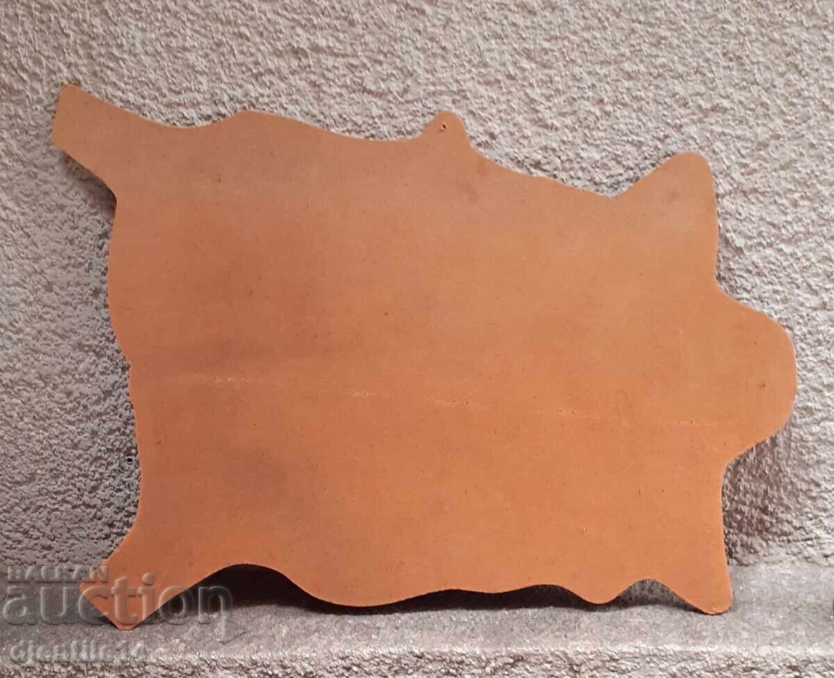 Δημοπρασία Πίνακας από δέρμα κασιρωμένο σε ινοσανίδα (MDF)