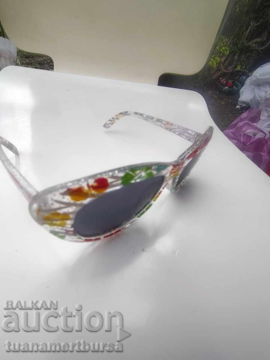 ochelari de soare cu preț € 3.00 | 5.87 BGN