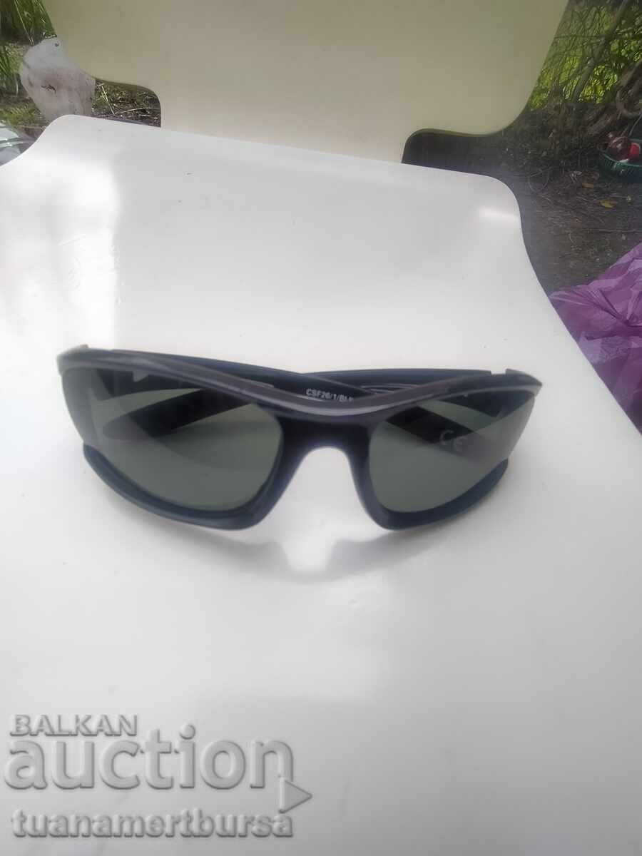 Delivery of sunglasses