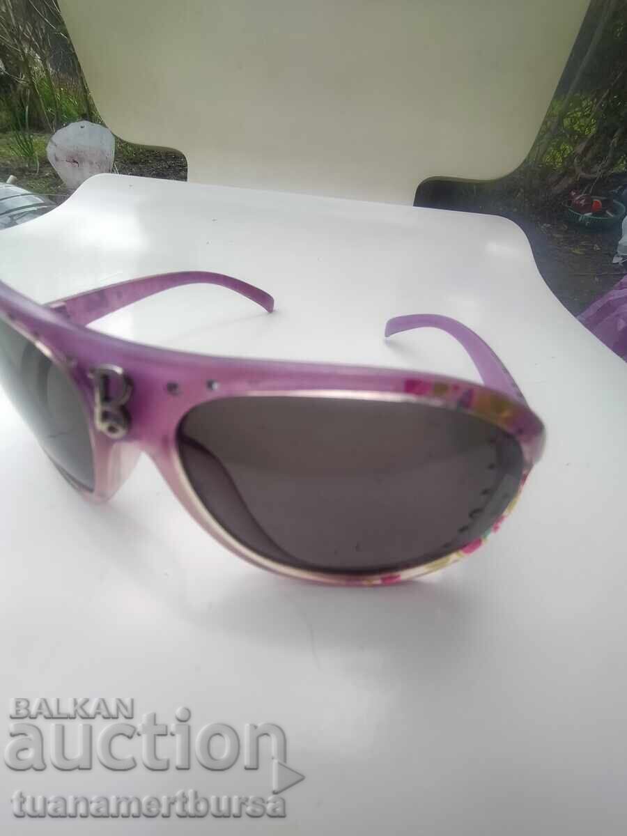 Licitație ochelari de soare