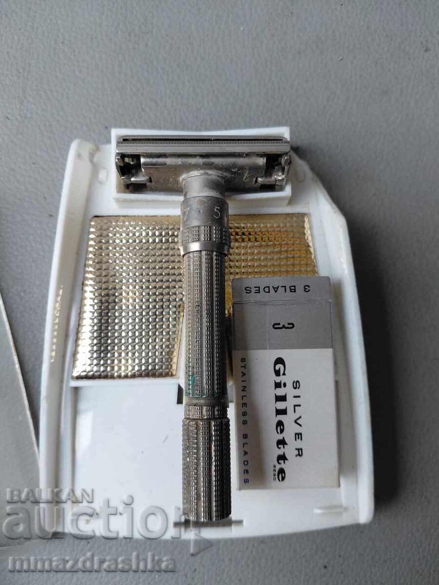 Vesta de ras cu preț € 1.80 | 3.52 BGN Vesta de ras cu preț € 1.80 | 3.52 BGN