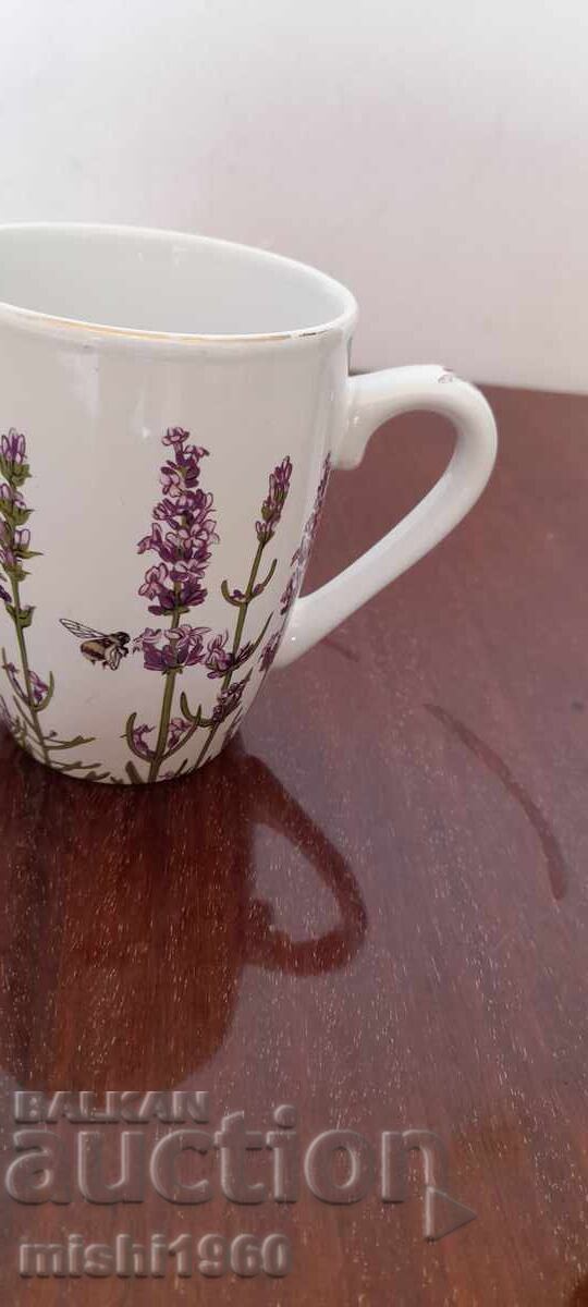 Порцеланова чаша