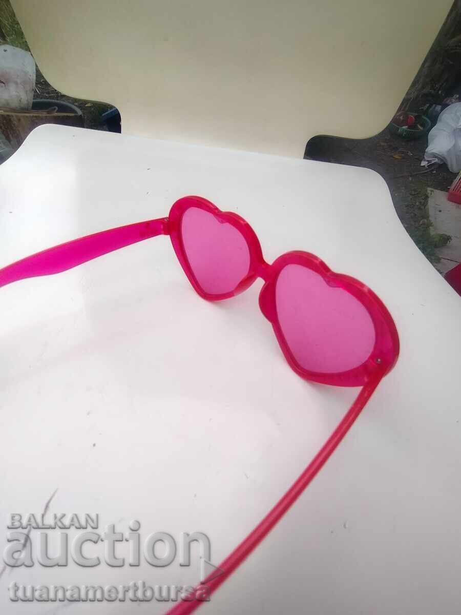 Delivery of sunglasses