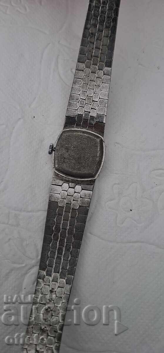 Livrarea CEASUL FUNCȚEAZĂ