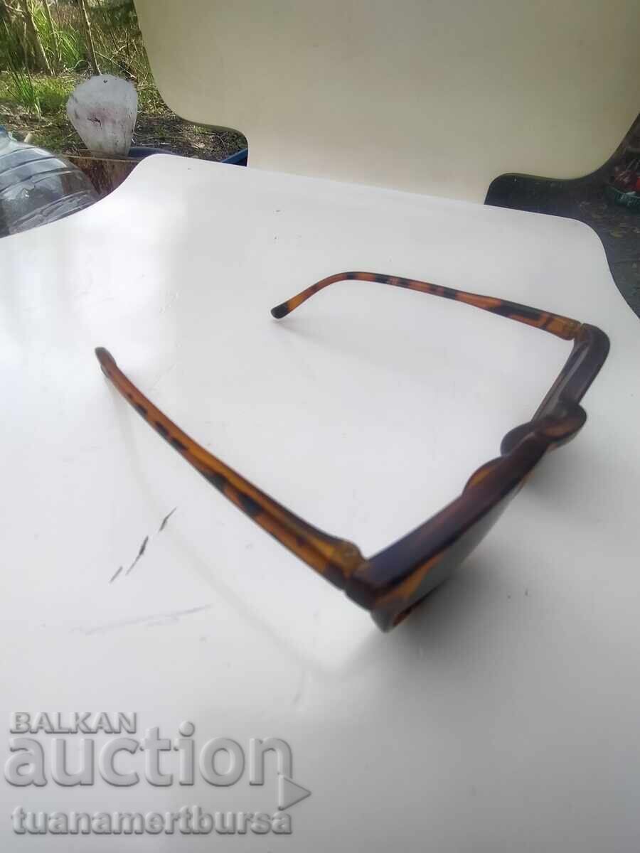 ochelari de soare cu preț € 5.00 | 9.78 BGN