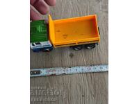 Ένα παλιό παιχνίδι