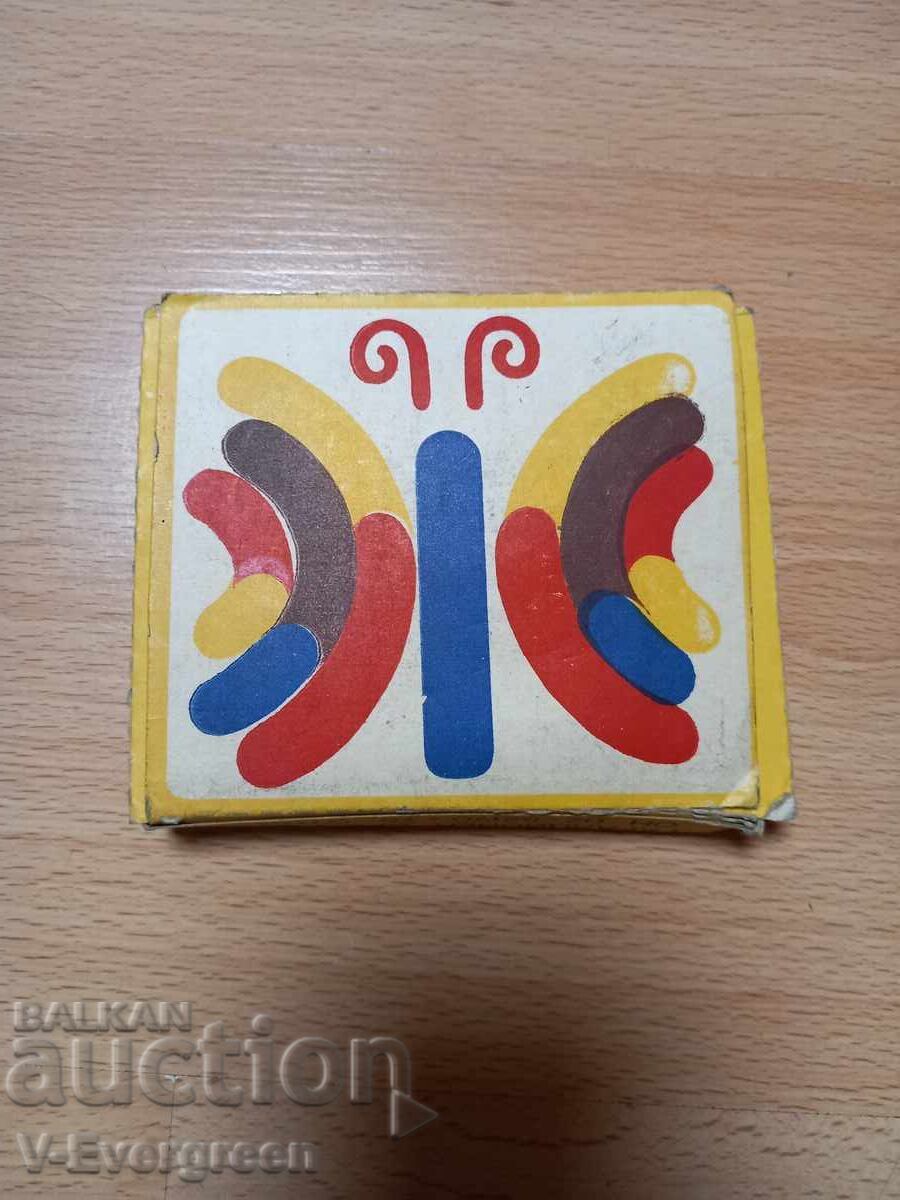Plastilină socialistă KoVo sigilată Panayot Volov, Shumen cu preț € 5.00 | 9.78 BGN