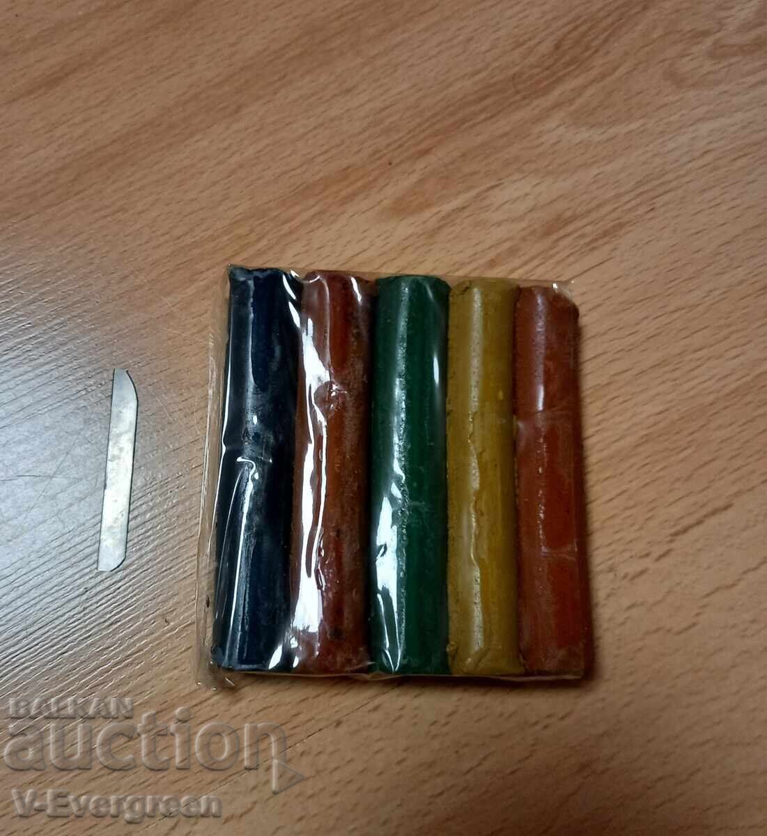 Livrarea Plastilină socialistă KoVo sigilată Panayot Volov, Shumen