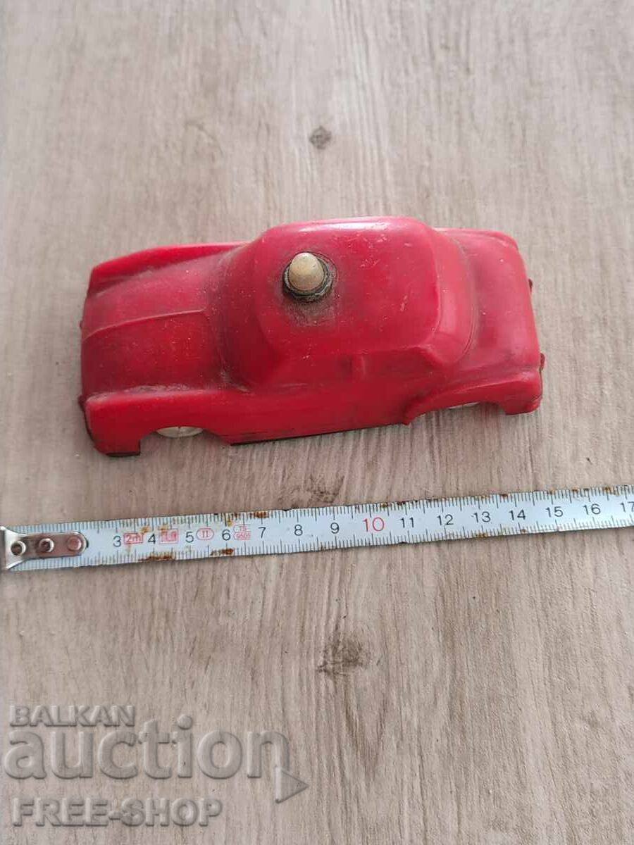 MOSKVICH Jucărie veche