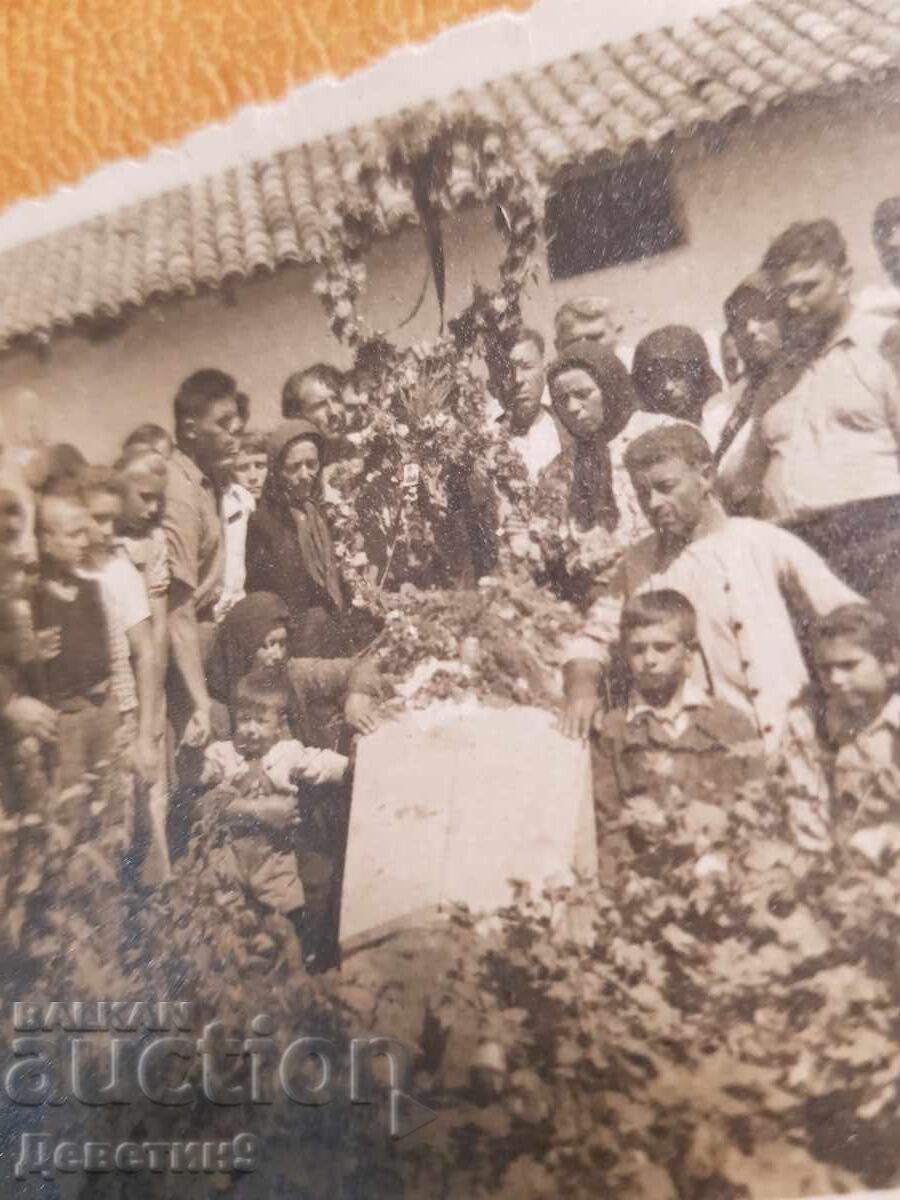 Δημοπρασία Selsko pogrebenie vŭv Velikotŭrnovsko