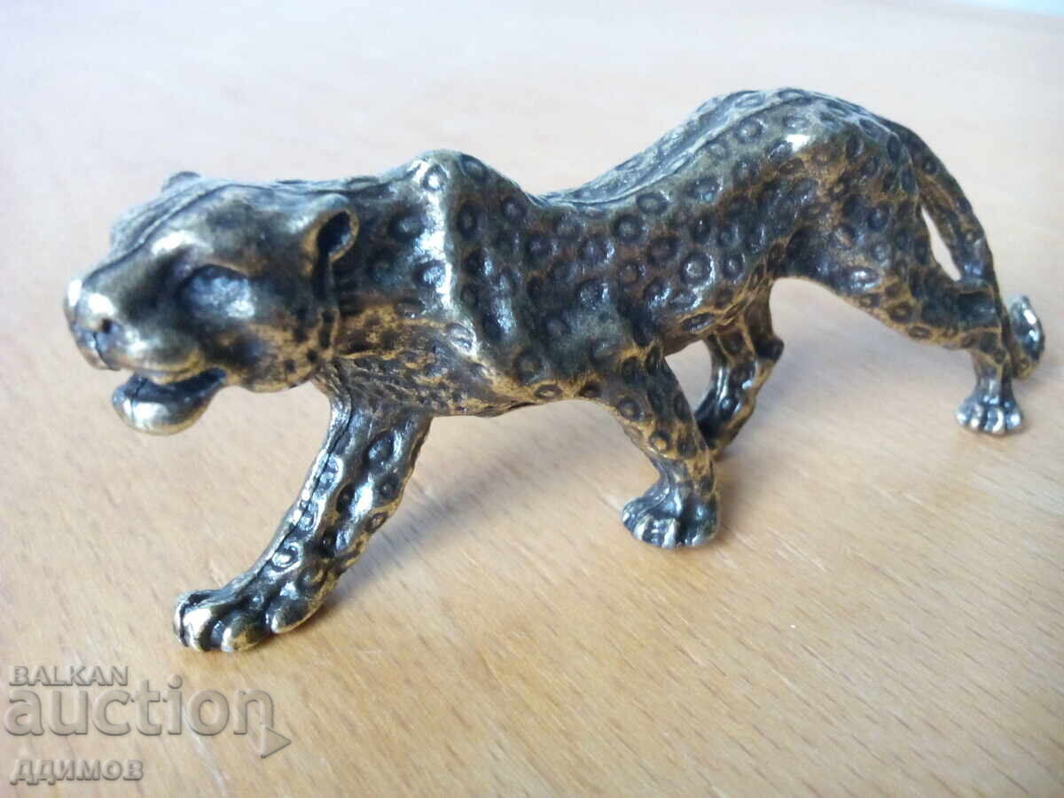 Гепард с цена € 10.00 | 19.56 лв.