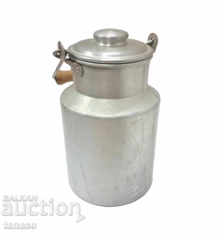 Găleată veche din aluminiu pentru lapte, bidon, căldărușă, găletușă (7.3)
