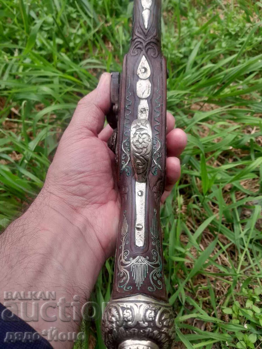 Pistol cu cremene balcanic otoman de 36 cm, mecanism OK cu preț € 790.00 | 1545.11 BGN