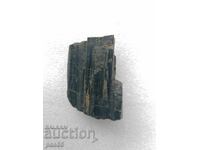 Продавам черен турмалин от Индия