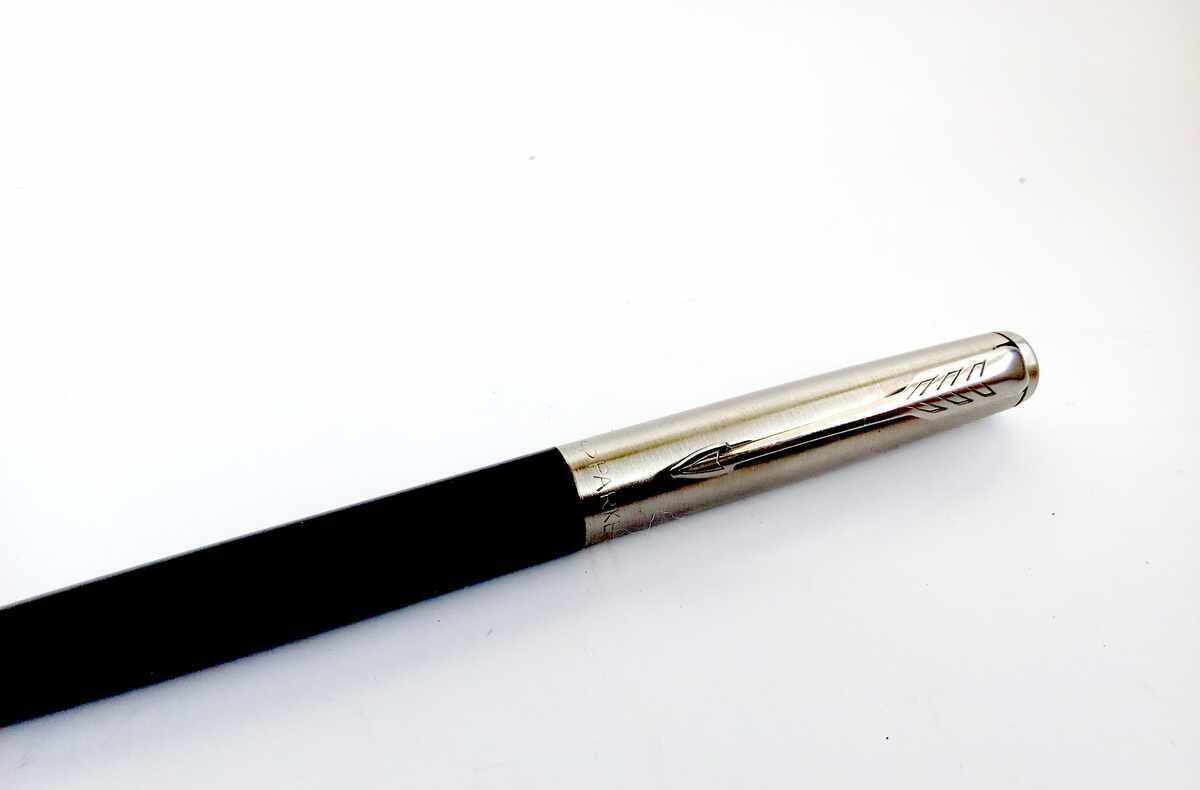 Auction  WRITING PEN - PARKER - FRANCE - EXCELLENT model 51