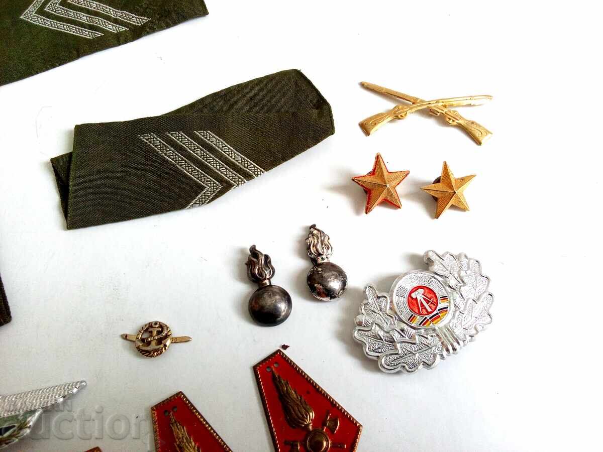 Доставка на Военни и пожарникарски емблеми