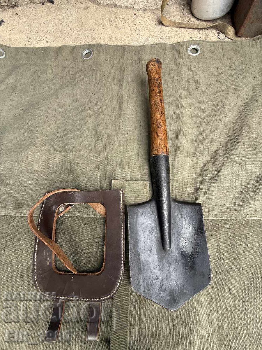 Bulgarian soldier's shovel Valkan Stalin Varna