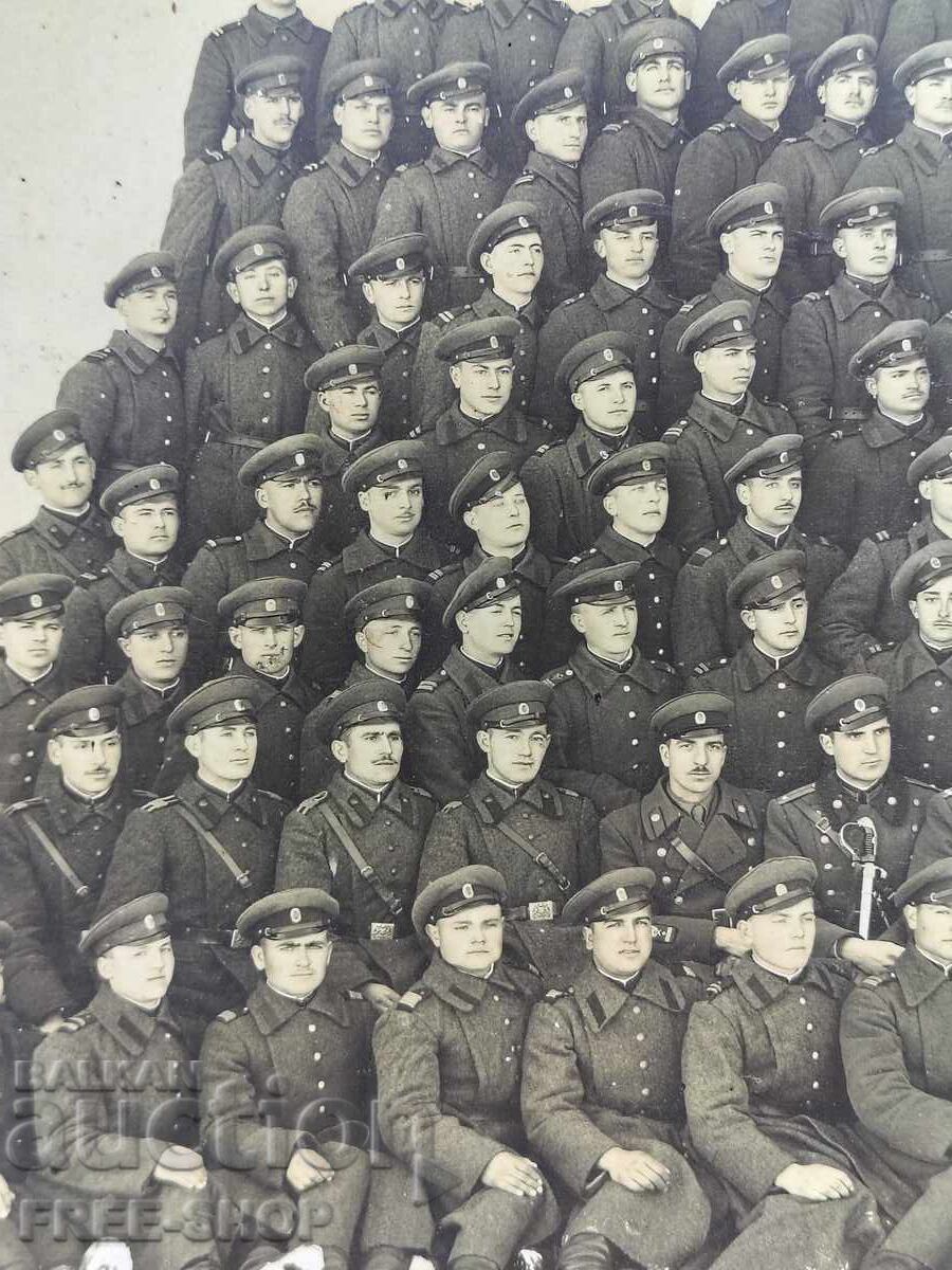 Доставка на Голяма военна снимка