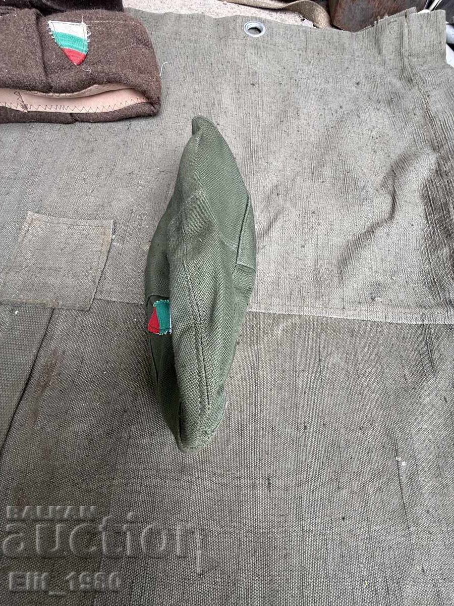 Στρατιωτικό καπέλο με τιμή € 4.00 | 7.82 BGN