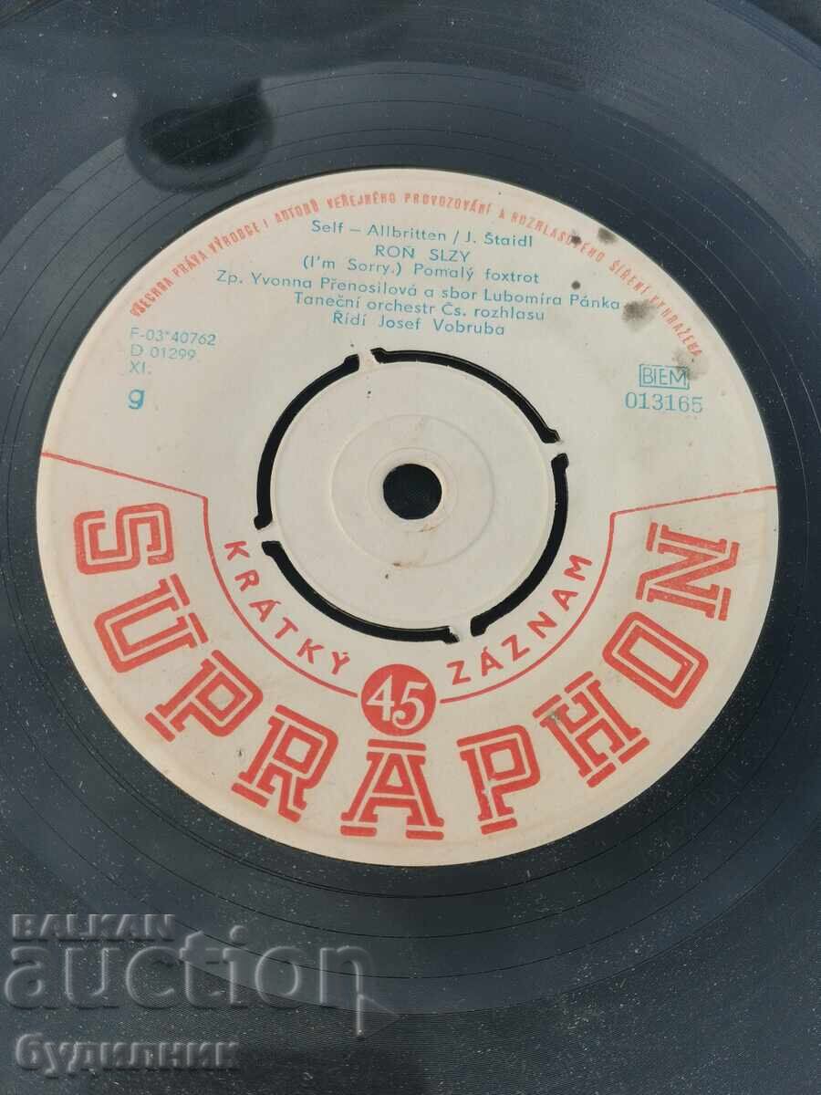 I am listing over 100 vinyl records. Super low price. ENDING AUCTION