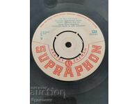 I am listing over 100 vinyl records. Super low price. ENDING AUCTION