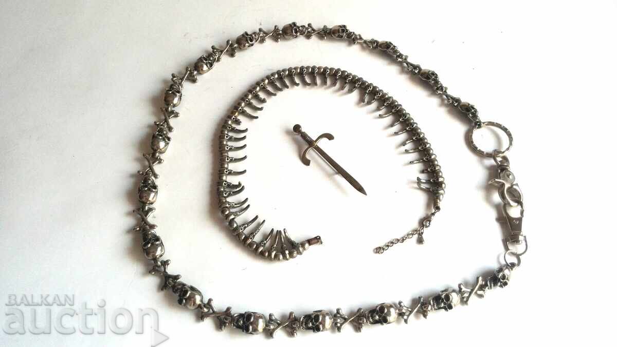 Δημοπρασία Παλιά μεταλλικά πανκ αλυσίδες και κονκάρδα σπαθί