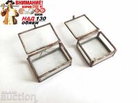 Cutie de bijuterii vintage din alamă și sticlă, formă pătrată