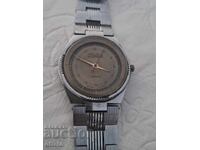 ЧАСОВНИК СЛАВА КВАРЦ