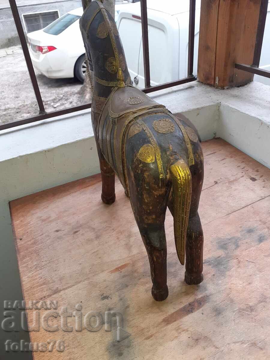 Доставка на Старо антикварно дървено конче с месинг статуетка фигура кон