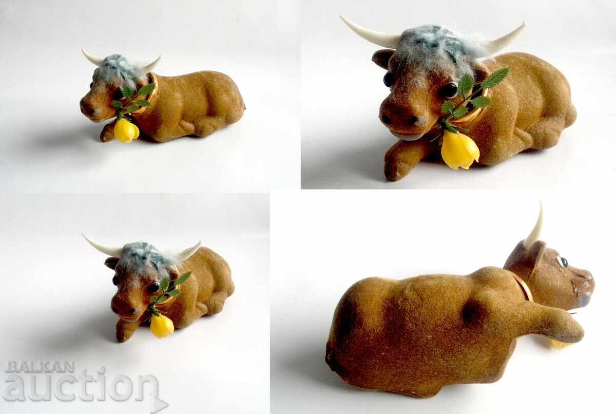 Δημοπρασία Από τη δεκαετία του 1960 αγελάδα ταύρος που κουνάει το κεφάλι - διακόσμηση ταμπλό αυτοκινήτου - που κουνάει το κεφάλι