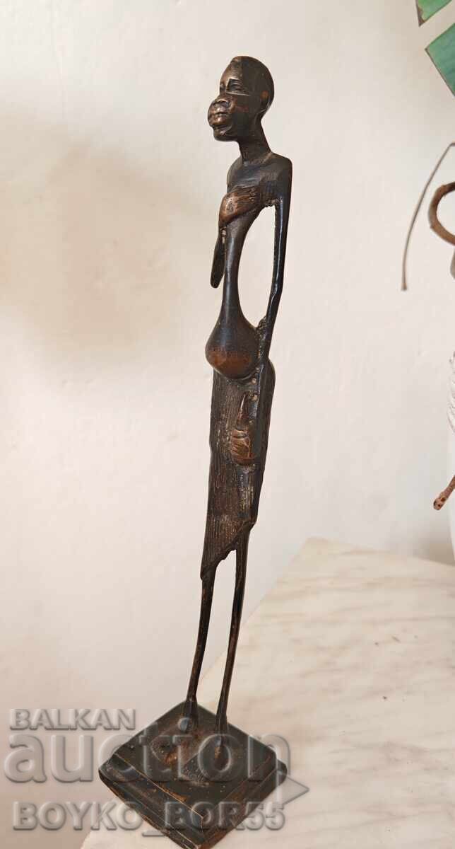 Sculptură veche din bronz, mică plastică cu preț € 79.00 | 154.51 BGN