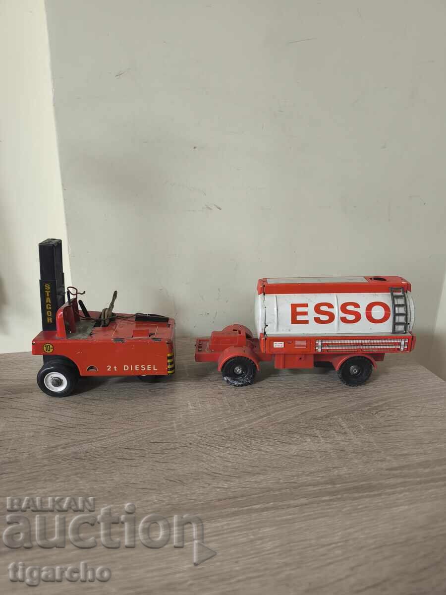 Παράδοση Μεταλλικά παιχνίδια