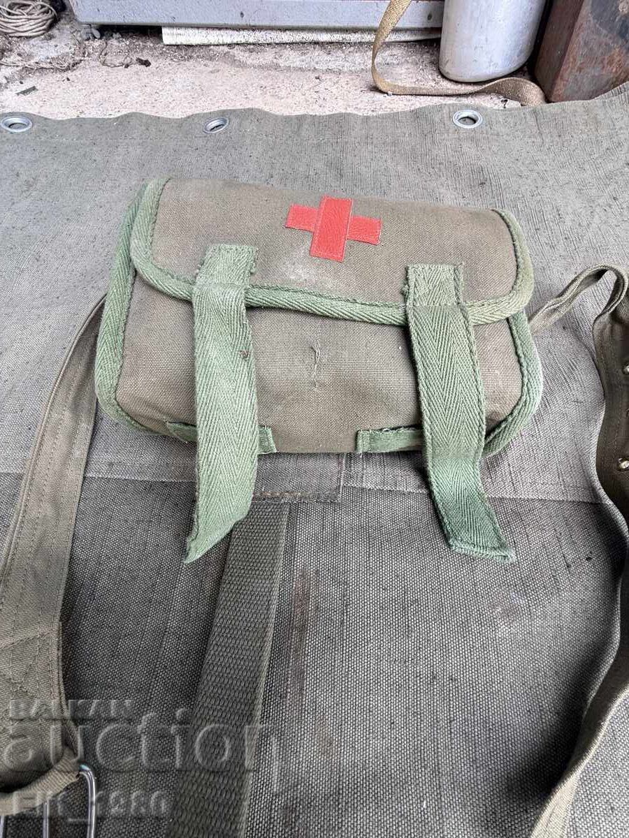 Borsetă medicală militară cu preț € 12.00 | 23.47 BGN