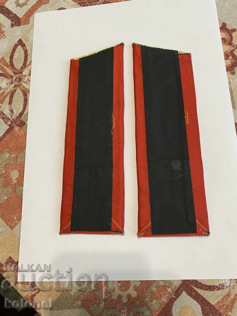 Epoleti de paradă pentru general de MAI cu preț € 90.00 | 176.03 BGN Epoleti de paradă pentru general de MAI cu preț € 90.00 | 176.03 BGN
