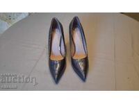 Μοναδικες ψηλοτακουνες γοβες ΑΦΟΡΕΤΕΣ ουρανιο τοξο