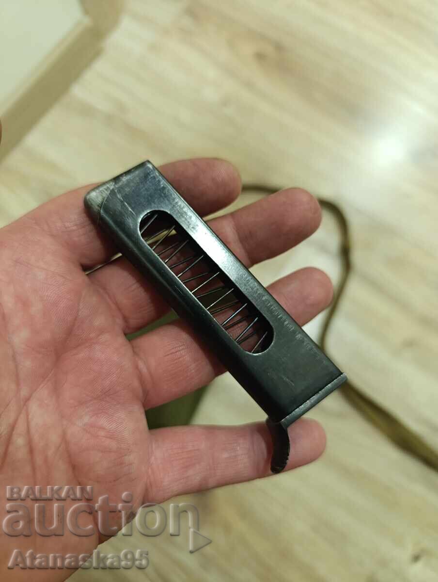 Licitație Toc cu încărcător pentru Beretta 1934 9x17