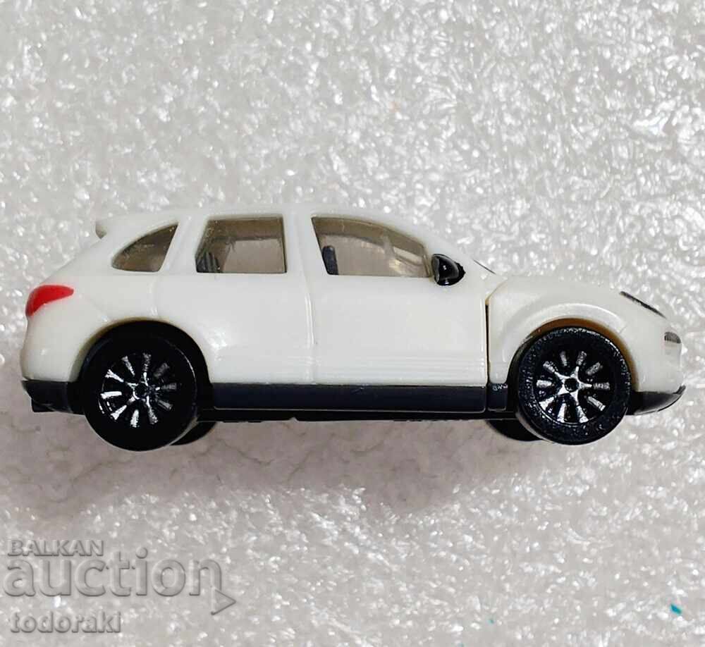 Kinder Surprise DC067 Porsche Cayenne Количка Порше Киндер
