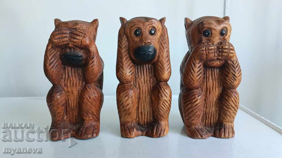 Trite mŭdri maĭmuni, dŭrvorezbi ot Indoneziya