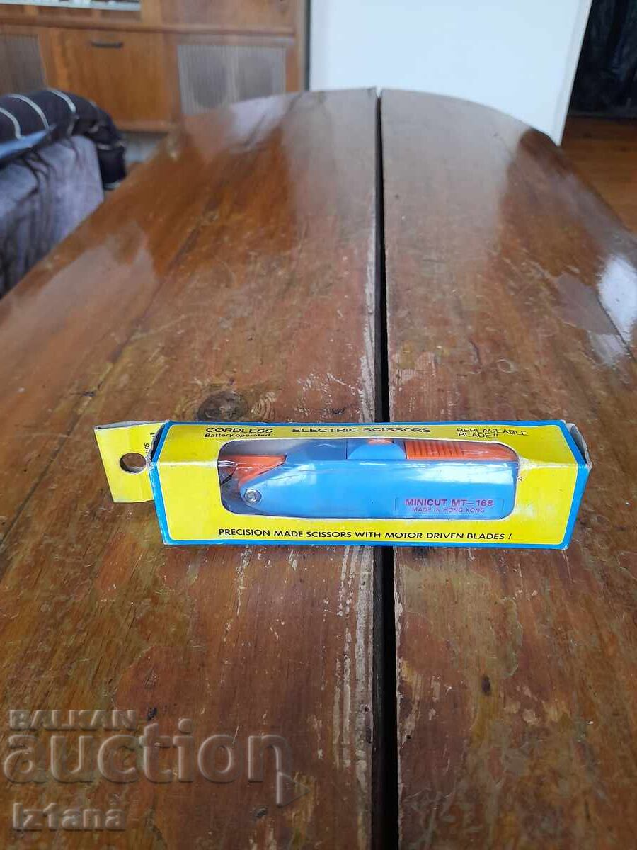 Foarfecă electrică veche