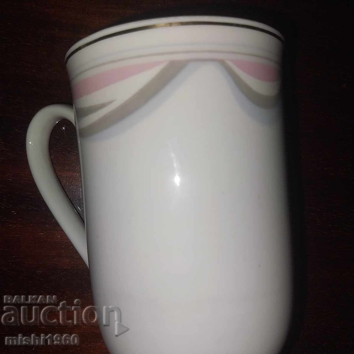 Аукцион Порцеланова чаша