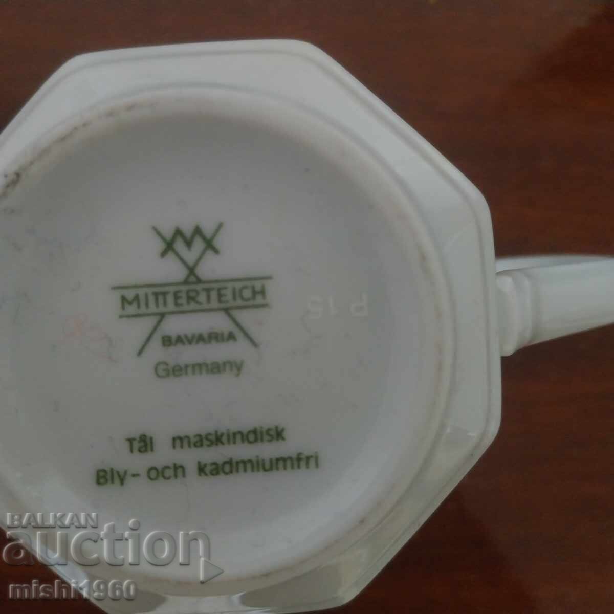 LOT cești de porțelan cu preț € 3.00 | 5.87 BGN