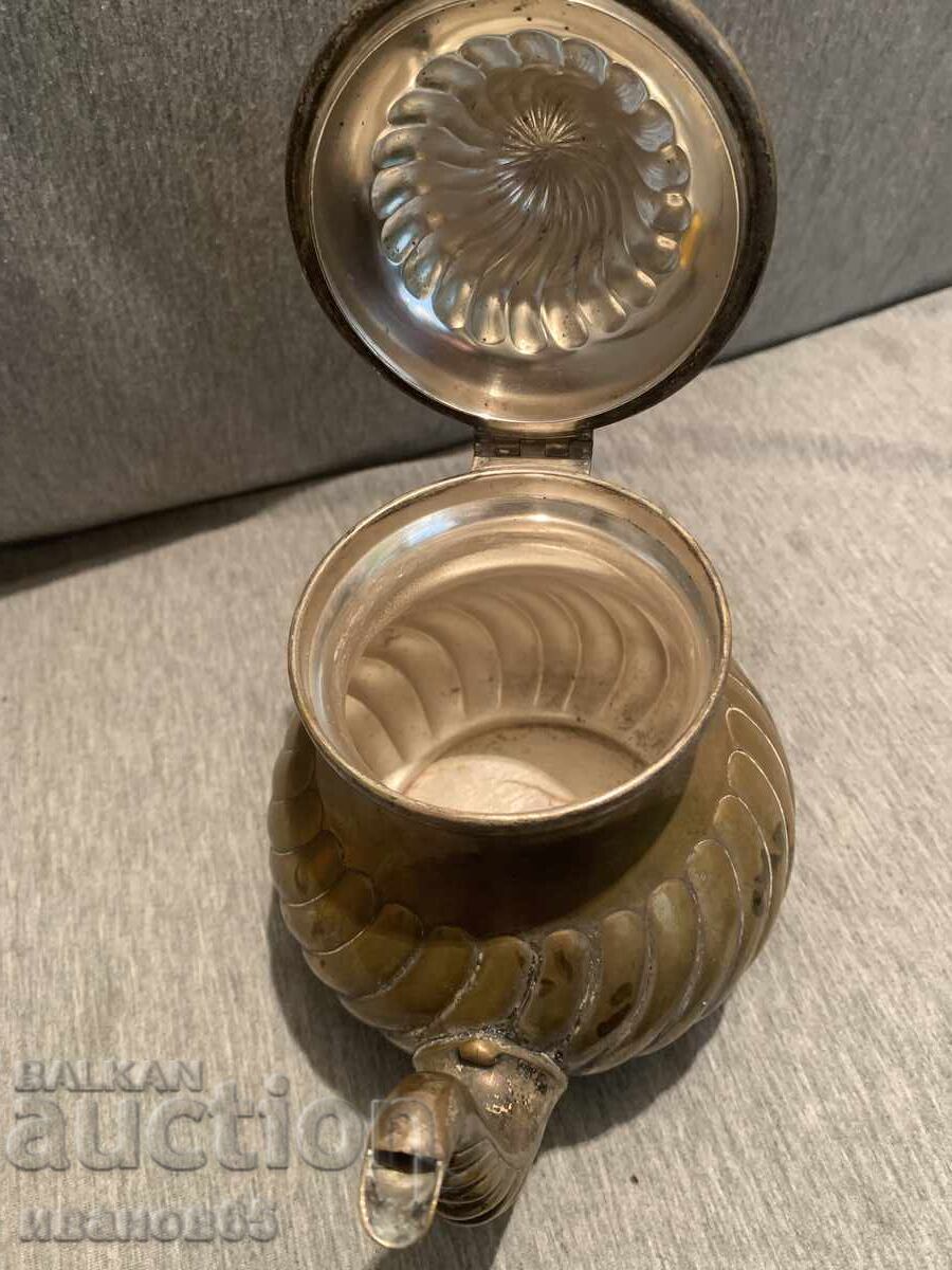 Доставка на бронзов чайник