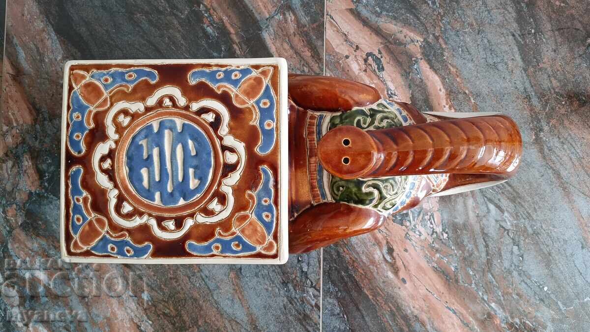 Porcelain elephant-shaped table - 5