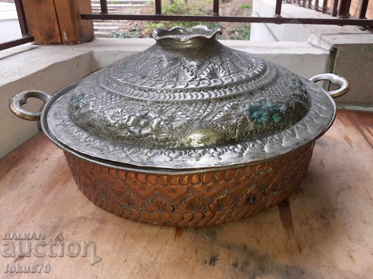 Tavă/oală veche incredibilă din cupru cu capac, lucrată manual (ciocănită)